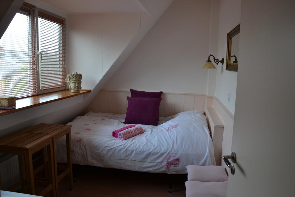 ألكمار B&B Macbed Checkin-Time 1700-1800 Or Request Before You Book الغرفة الصورة